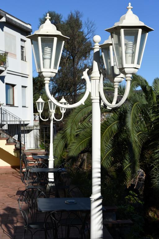 לה ספציה Villa Nina מראה חיצוני תמונה